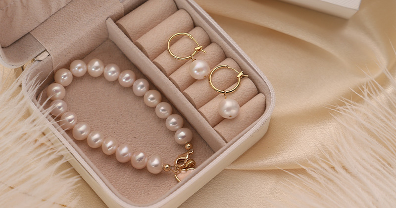 pearl jewelry