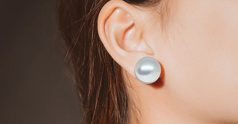 pearl stud earrings