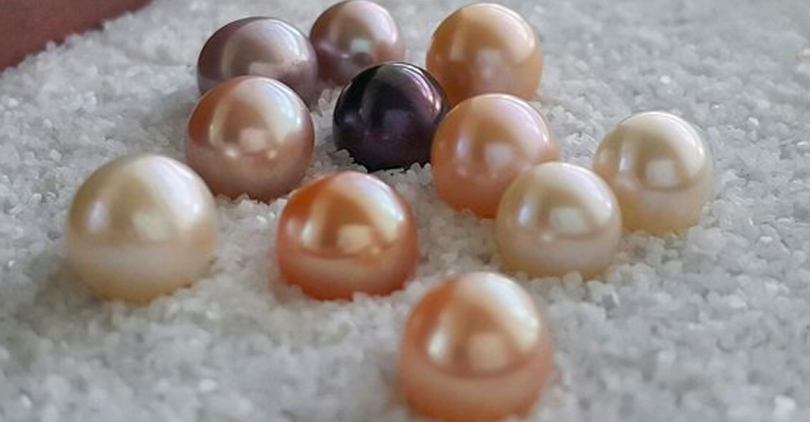 how are pearls made