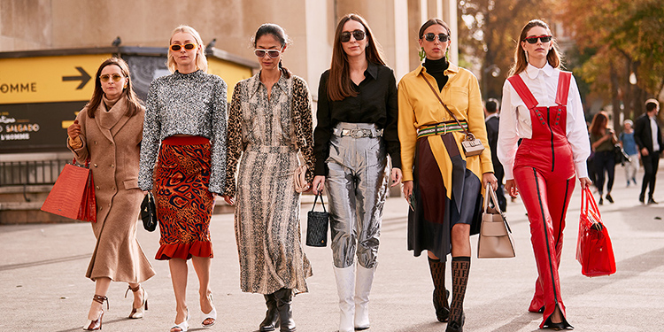 How to Wear Work Outfits in Stylish and Comfortable Ways