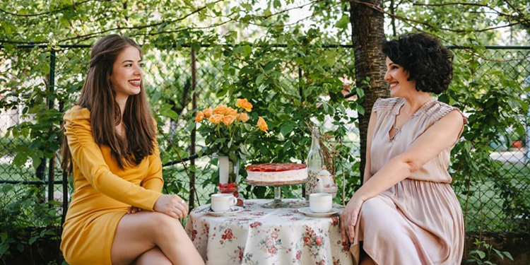 Tea Party Dresses: The Ultimate Guide on Tea Party Etiquette