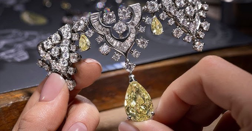 What Are the Top 10 Famous Jewelry Pieces in History?