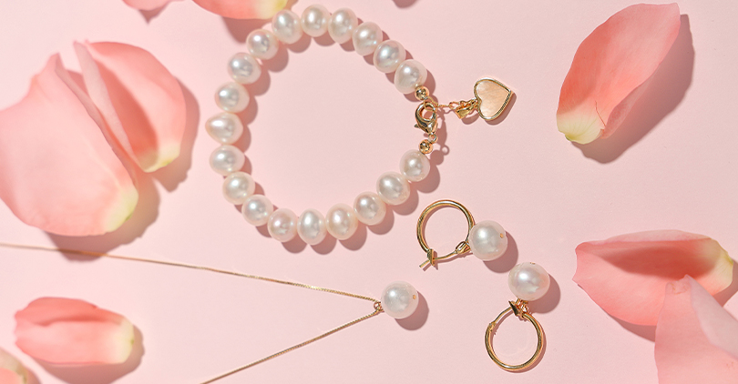 pearl jewelry gift guide