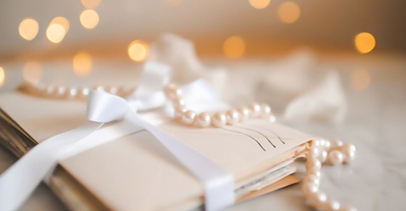 pearl jewelry gift guide