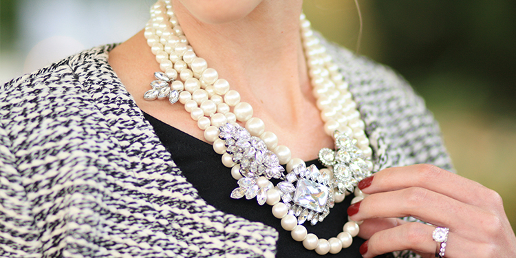 Fake Pearl Necklaces