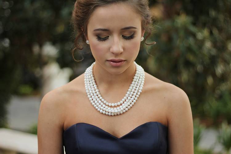 modern look with pearls