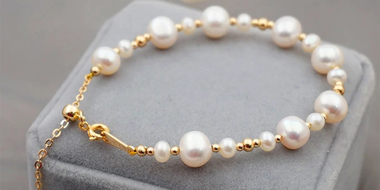 pearl bracelet size